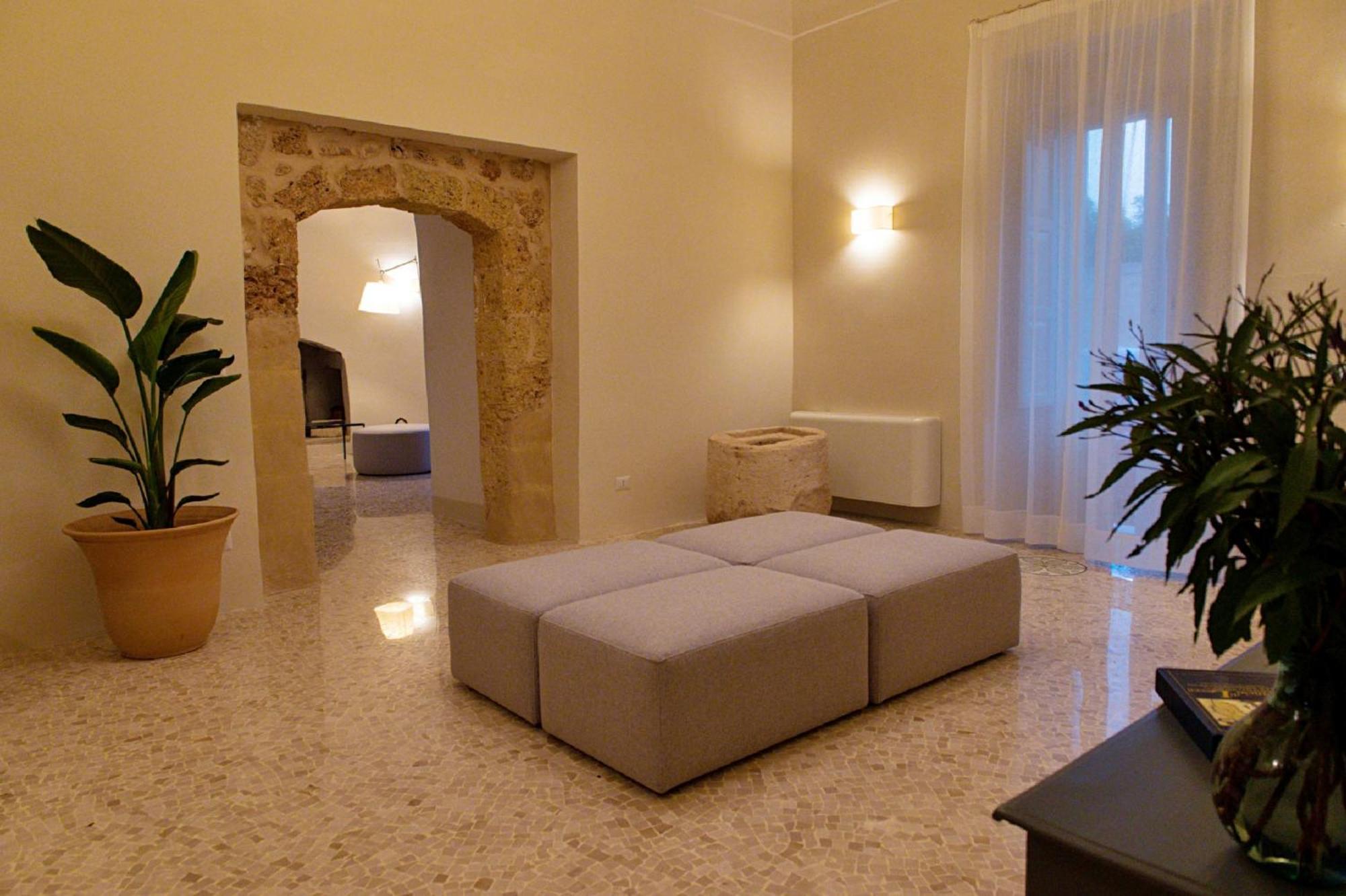 Palazzo Pati Hotell Tiggiano Eksteriør bilde